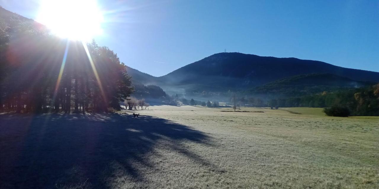 Séranon Montagne, Mer Et Verdon מראה חיצוני תמונה